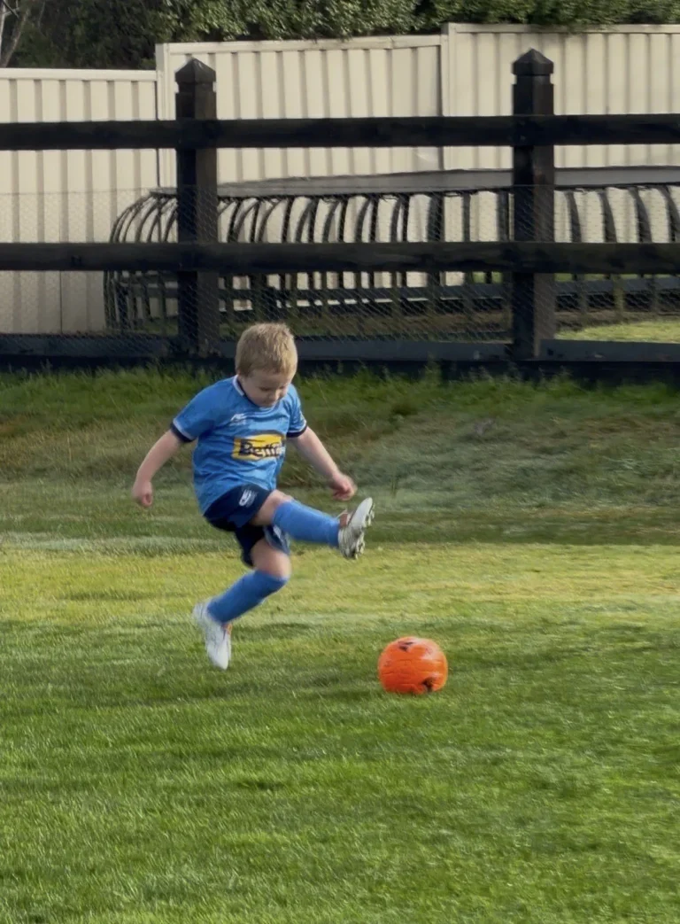 Orange Waratah Junior Football Club